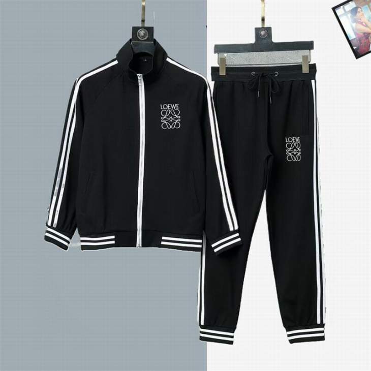 Picture of Loewe Sweater Suits _SKULoeweM-3XL12yr0340613